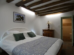 2 habitaciones, wifi gratis y ropa de cama 