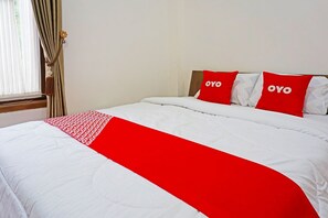 Deluxe Double Room | 1 bedroom, desk, laptop workspace, free WiFi