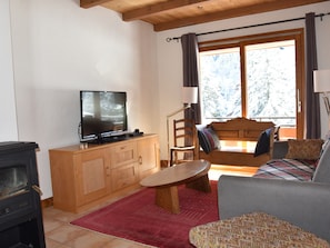 Télévision, cheminée