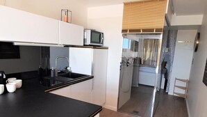 Kjøleskap, mikrobølgeovn og oppvaskmaskin