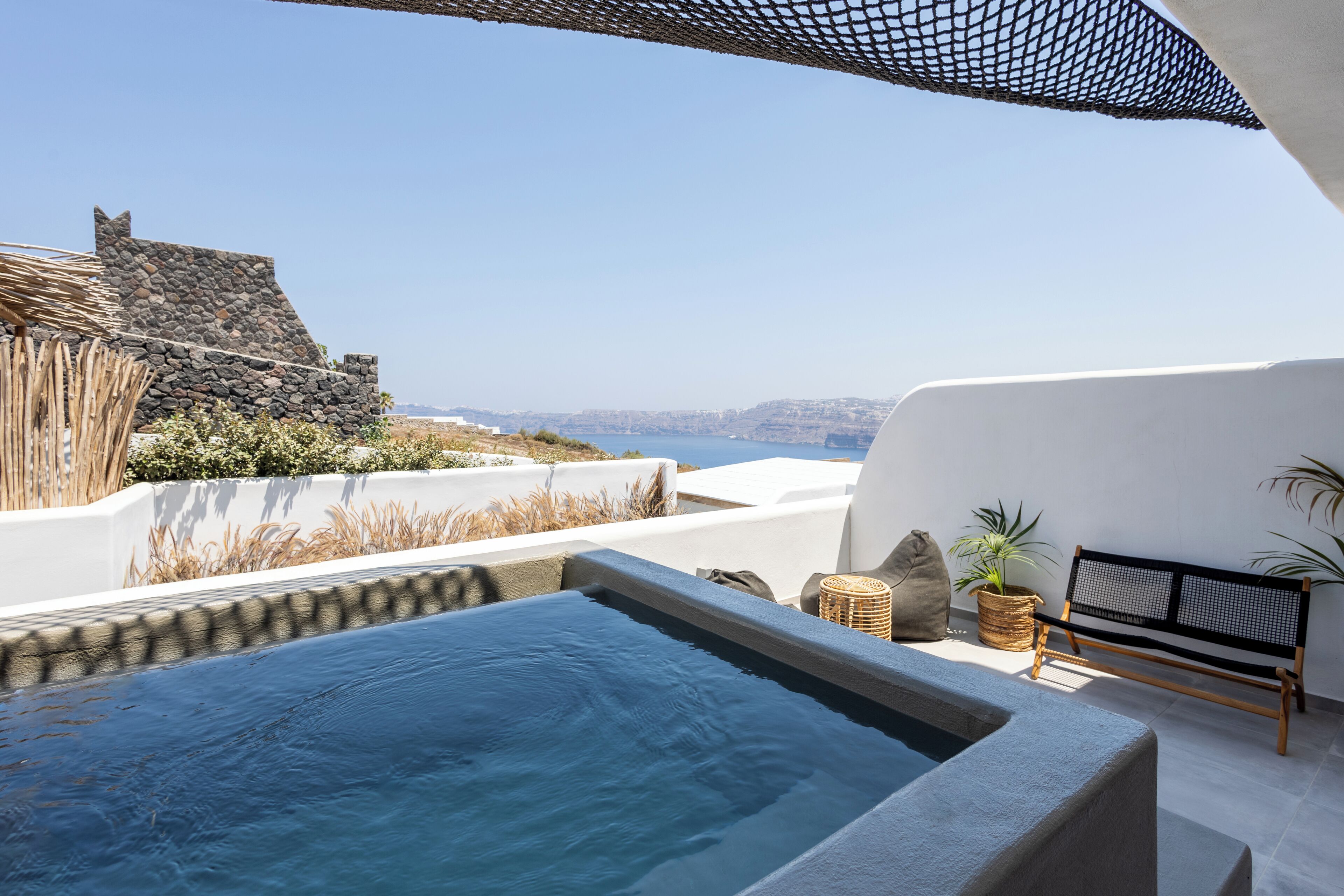 Deluxe Suite with Hot Tub and Caldera View | Terrace/patio