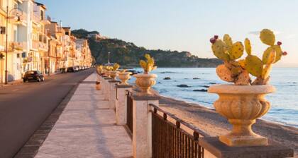 Baia Degli Dei Bilo Close To Taormina