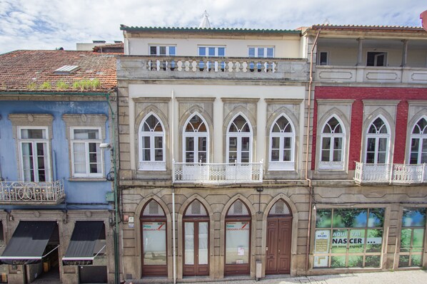 Fachada de la propiedad