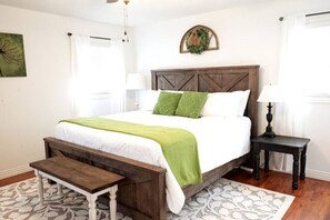 2 多间卧室、办公桌、熨斗/熨衣板、免费 WiFi