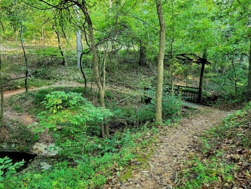 Dog Friendly with Trail Access to Bike Trails, Lakes, Waterfalls, MTB & Golf