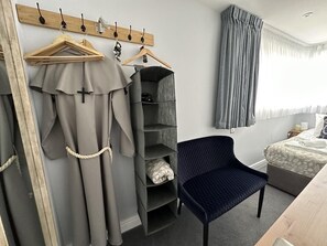 1 Schlafzimmer, Schreibtisch, Bügeleisen/Bügelbrett, kostenloses WLAN