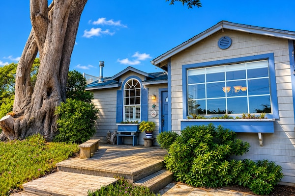 Everything about this cottage tells you your at the right place