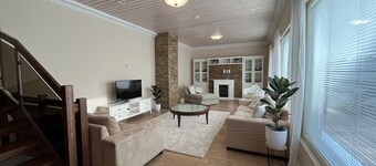 Stunning 5BR Home with Jacuzzi and Finnish Sauna