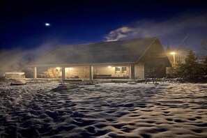 Exterior - Holiday Home in Bełczna near Klępnicko Lake (Belczna)