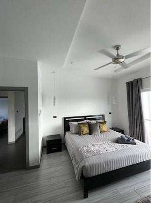 3 Schlafzimmer, Bügeleisen/Bügelbrett, kostenloses WLAN, Bettwäsche