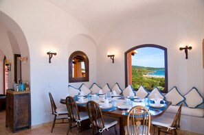 Villa | Living area - Villa Brandinchi Sea View Swimming Pool (San Teodoro)