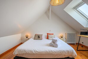 2 chambres, fer et planche Ă repasser, Wi-Fi gratuit, draps fournis