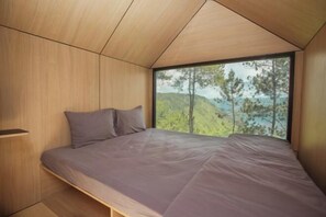 Room - Bobocabin Kaldera, Toba (Ajibata)