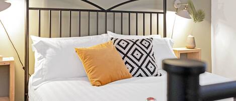 1 Schlafzimmer, Schreibtisch, Internetzugang, Bettwäsche