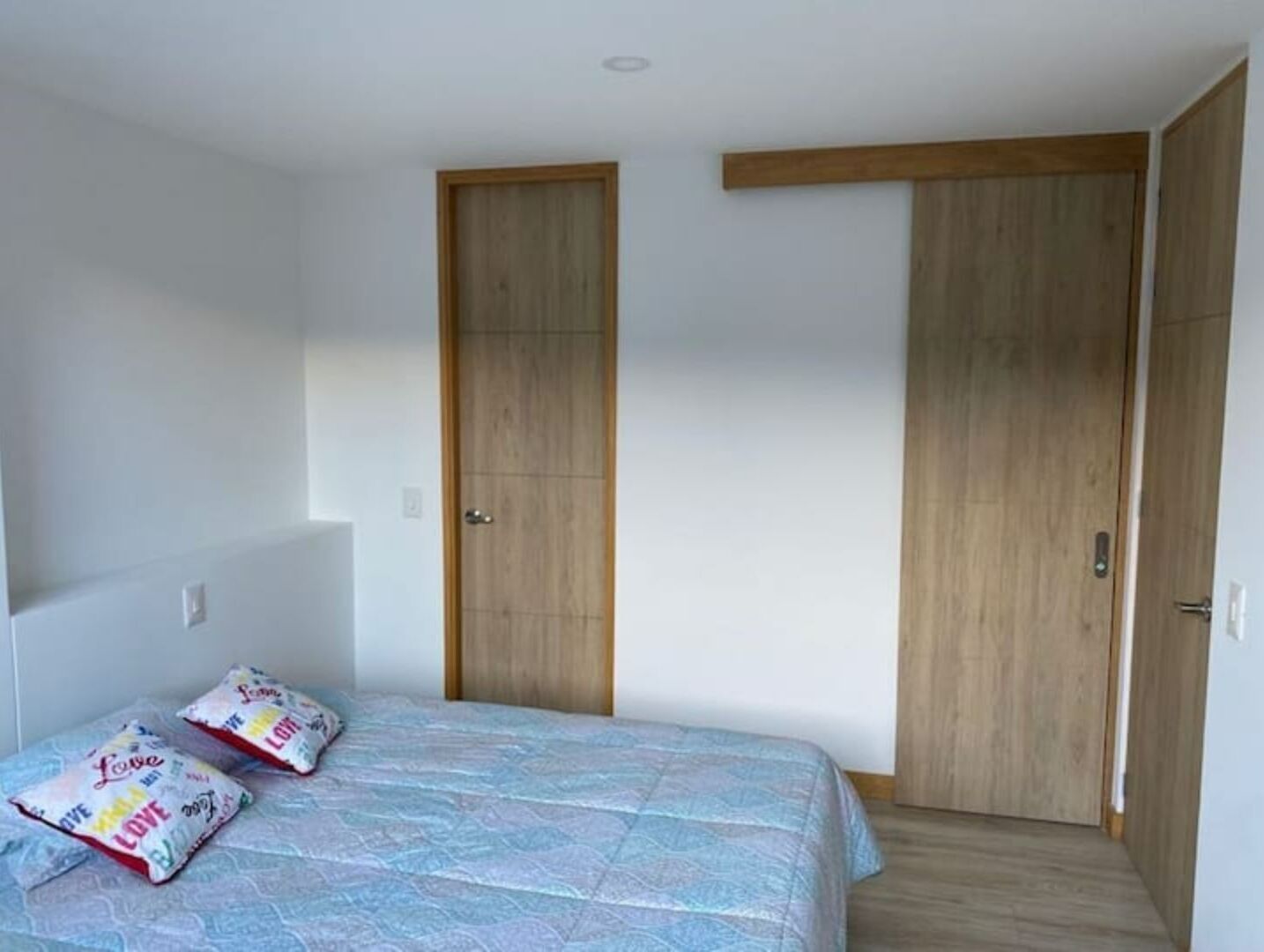 BEAUTIFUL STUDIO APARTMENT IN A NICE COMPLEX