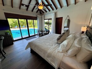 6 bedrooms, in-room safe, desk, iron/ironing board