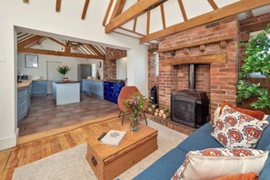 TV, fireplace, offices