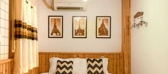 Those Years · Spiritual Utopia Designer Linhe Boutique Stay (Wuzhen Grand Theater Xizha Scenic Area)