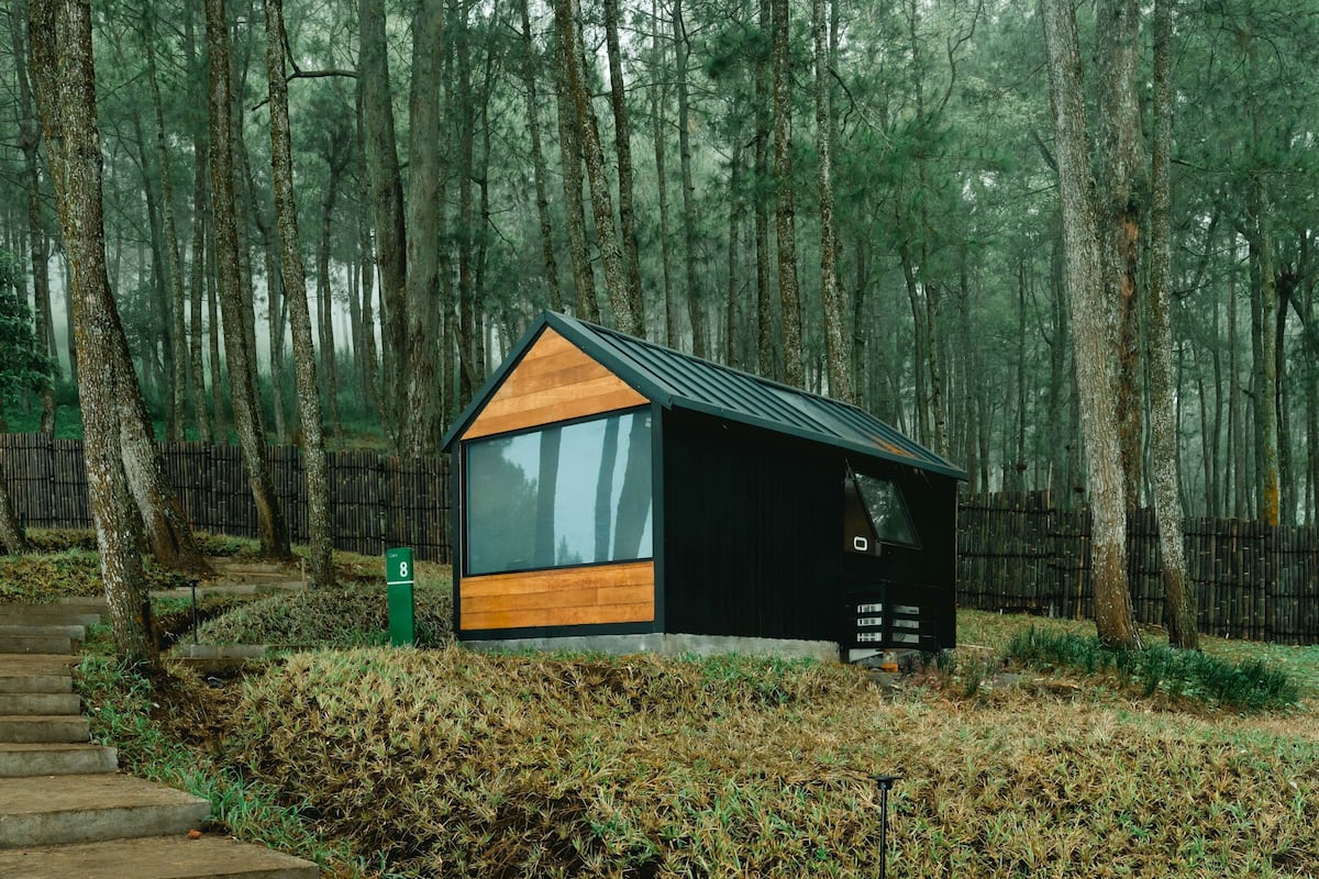 Cabaña Deluxe, 1 cama de matrimonio grande | 2 dormitorios, escritorio, wifi gratis y ropa de cama