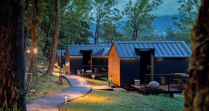 Bobocabin Coban Rondo Malang