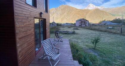 Twin Cottages Kazbegi