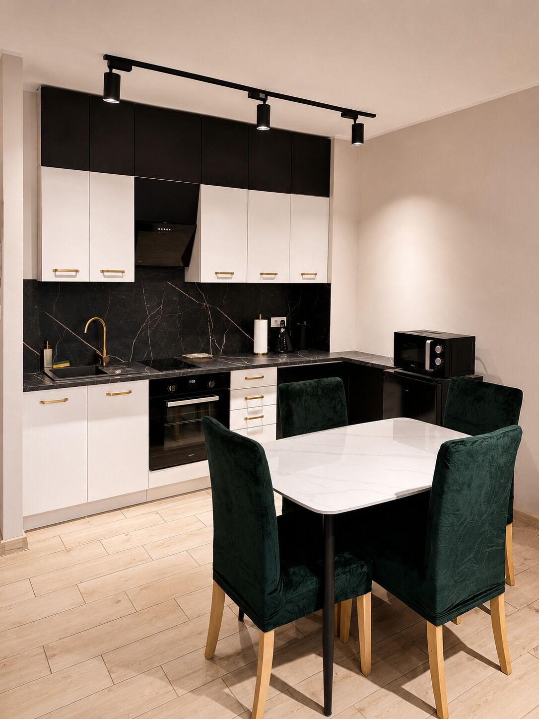 Microwave, oven, stovetop, dishwasher
