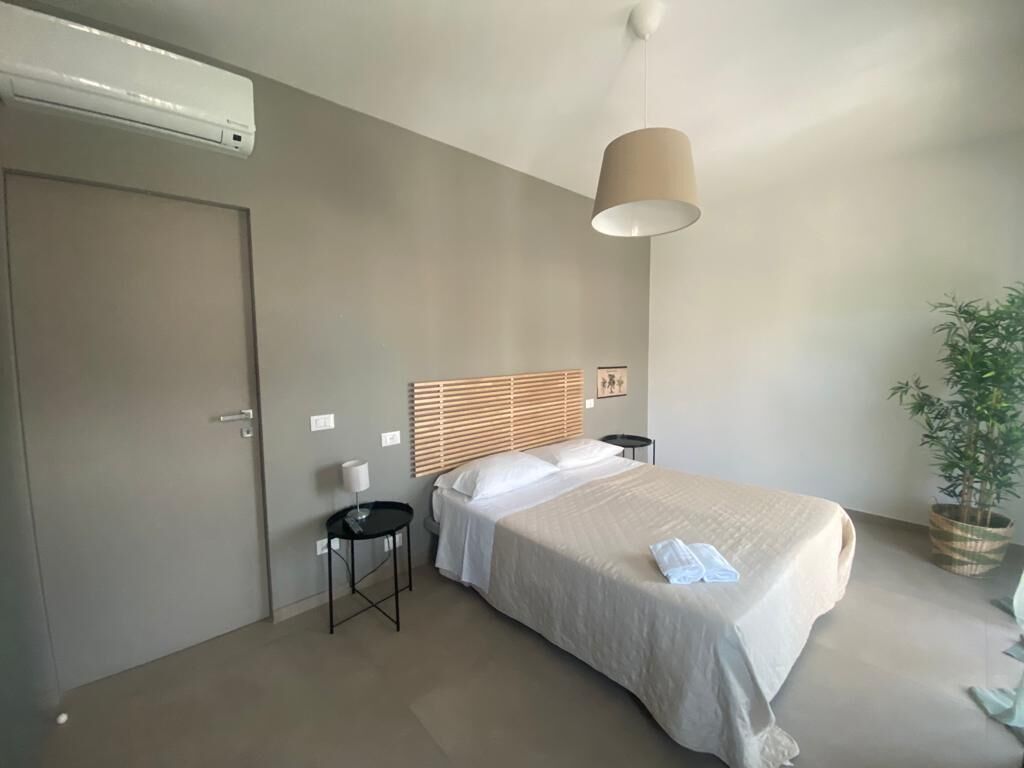 Bright apartment a few steps from the sea