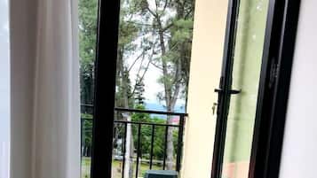 Family Triple Room | Terrace/patio