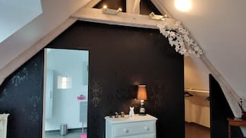 4 Schlafzimmer, Reisekinderbett, kostenloses WLAN, Bettwäsche
