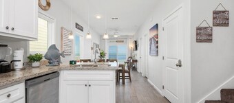 SOL-MATE | 3BR Kid & Pet-Friendly Waterfront Home