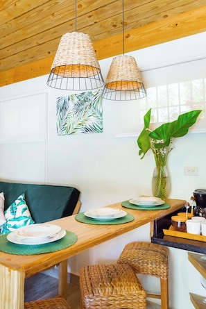 Studio | In-room dining