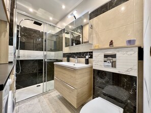 Haartrockner, Handtücher