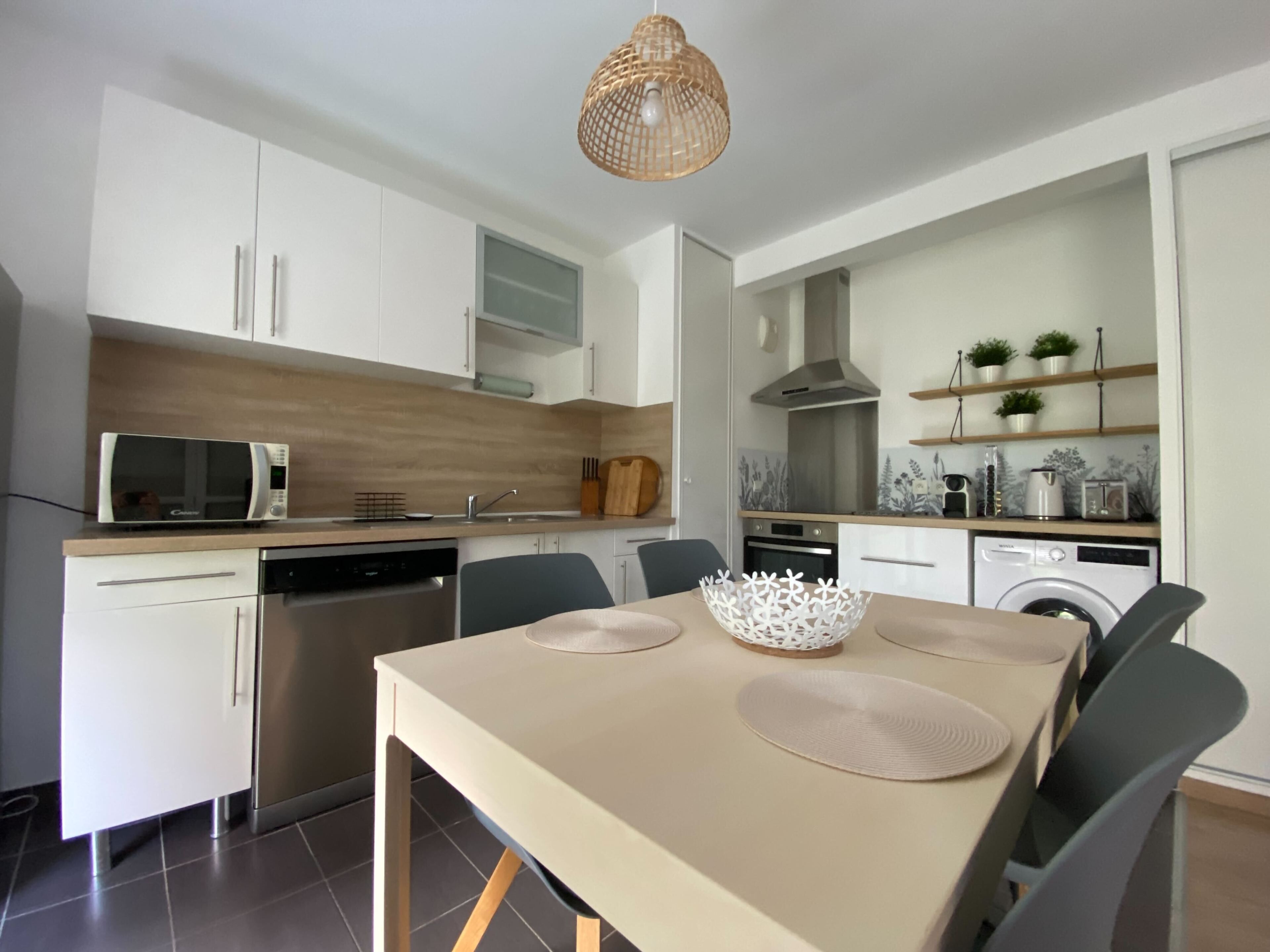 Spacious and bright nest in Hérouville-saint-Clair