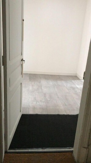 Interior - THE ROTTEN HOUSE (Pont-à-Mousson)