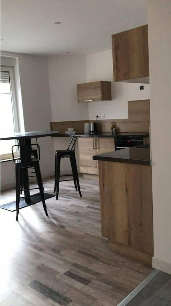 Private kitchen - THE ROTTEN HOUSE (Pont-à-Mousson)