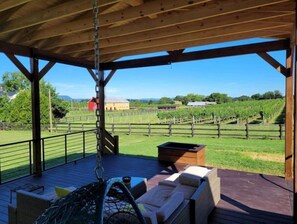 Terrace/patio - Vineyard Vista (Front Royal)