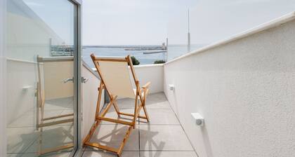 Lapa 84-A luxury seafront beach house