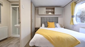 Ferienhütte | 3 Schlafzimmer, kostenloses WLAN, Bettwäsche