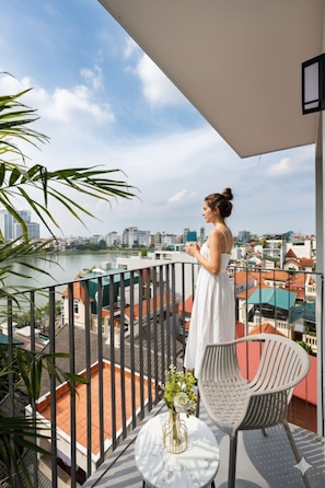 Signature Apartment | Terrace/patio