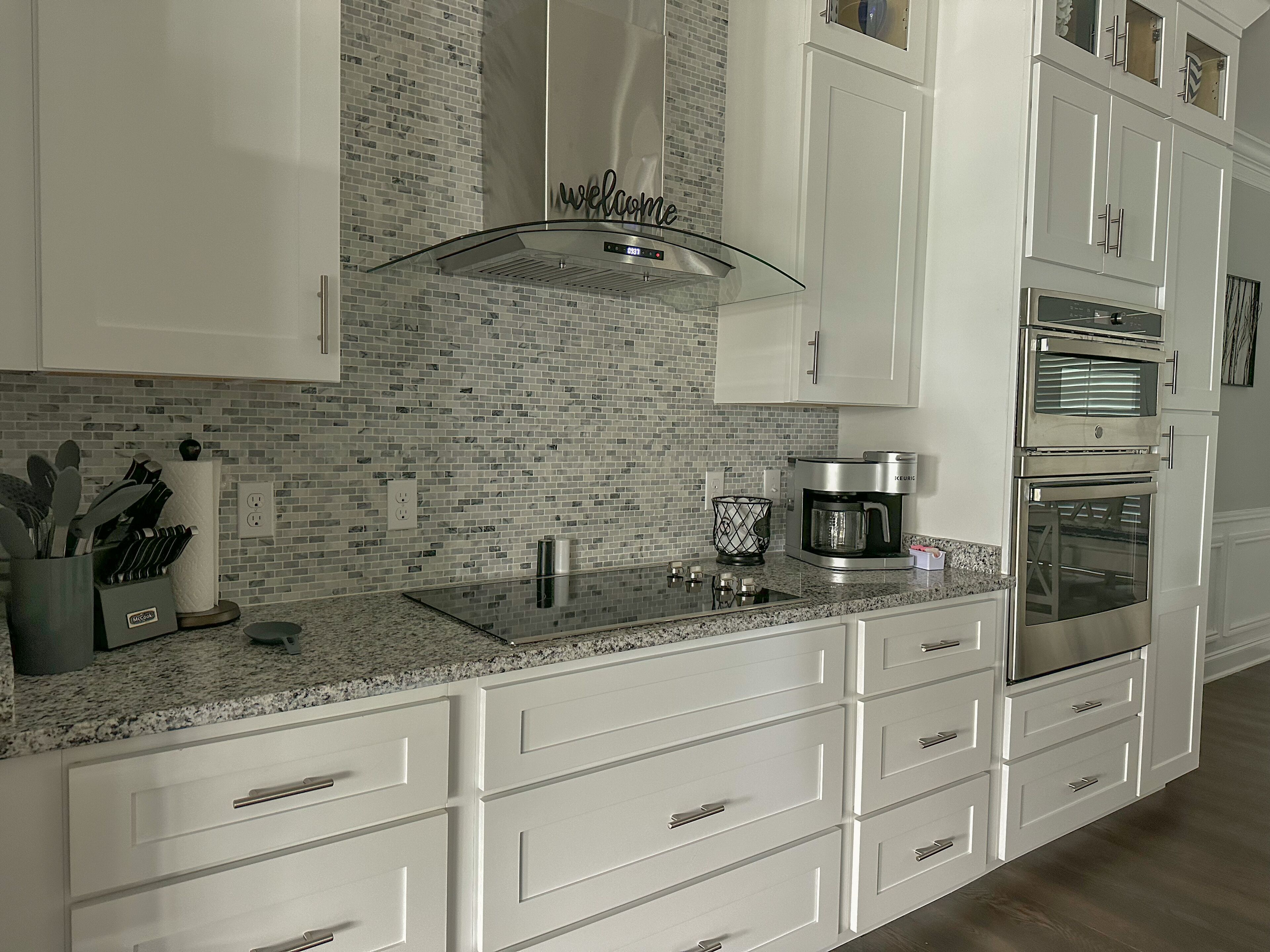 ⚓ Anchor Down ⚓ Spacious lakefront home on Lake Cumberland - W/ PRIVATE SLIP!