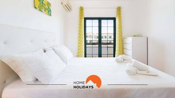 3 habitaciones, tabla de planchar con plancha y wifi gratis