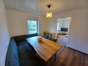 Dining - Gemütliches Ferienhaus in Fachingen/lahn (Birlenbach)