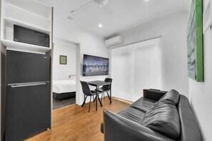 Cots/infant beds - Grosvenor 3121 Richmond (Richmond)