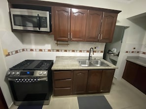 Private kitchen - Gascue centrally Located 45 % discount for this month (Santo Domingo)