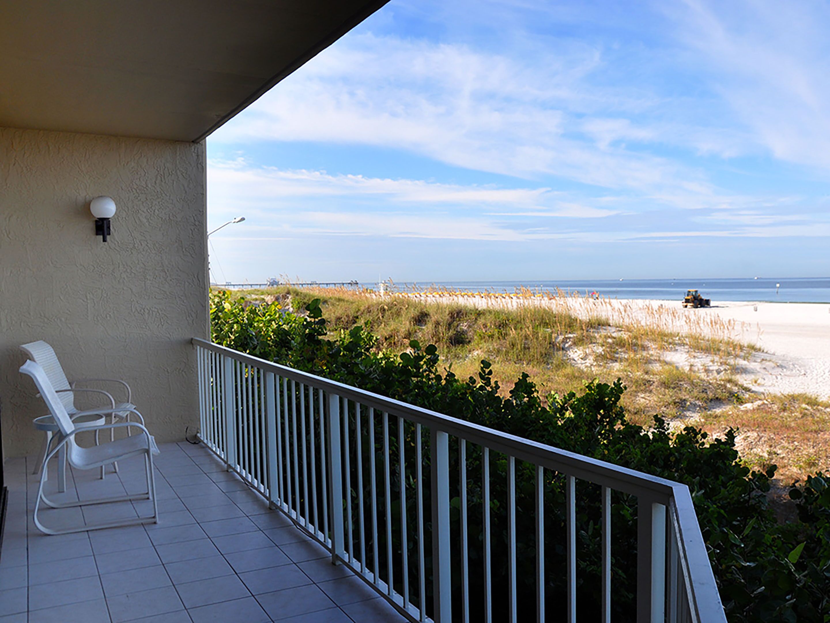 The Villas A-2 - Premium 2 Bedroom 2 Bath Oceanfront Condo