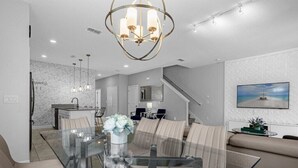 Unclassified image, 5 of 58, button - 5 BD/ 4 BA/ Storey Lake (4813 LL) (Kissimmee)