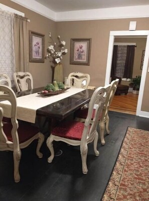 Dining - Boonton Revival (Boonton)