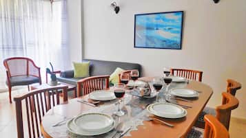 Departamento, 3 habitaciones | Comedor