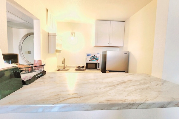 Suite familiar | 1 habitación, tabla de planchar con plancha, wifi gratis y ropa de cama