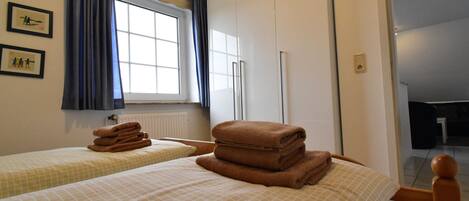 2 bedrooms, free WiFi